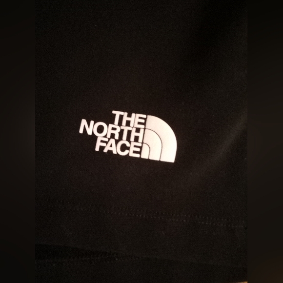 The North Face shorts - Picture 3 of 3